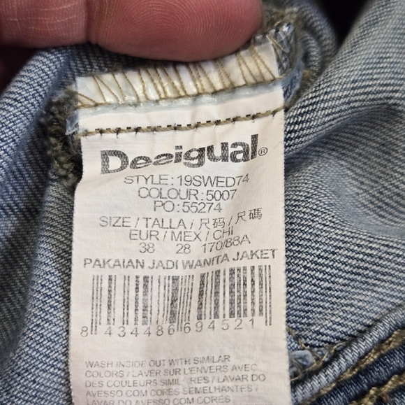 DESIGUAL × DISNEY Mickey Mouse Denim Jacket with Embroidered Details. Size 38/ M - Picture 13 of 16